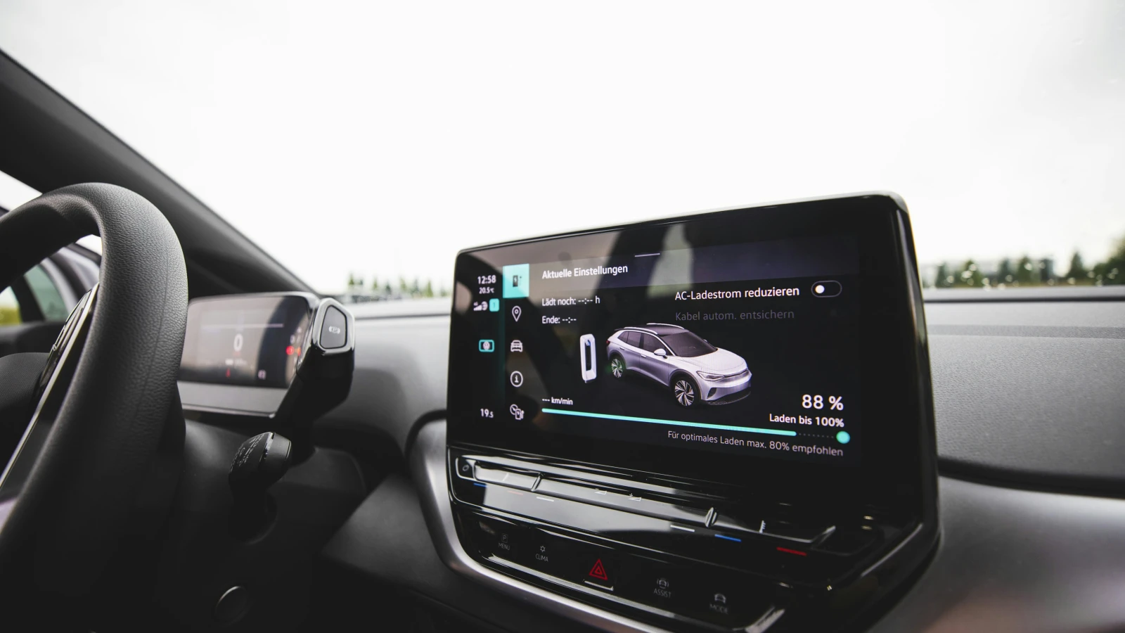 Helpful Madrid car rental information for visitors booking without a credit card