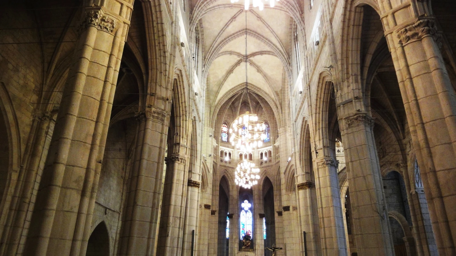 View of Catedral de Santa María la Almudena from Calle Bailén in central Madrid