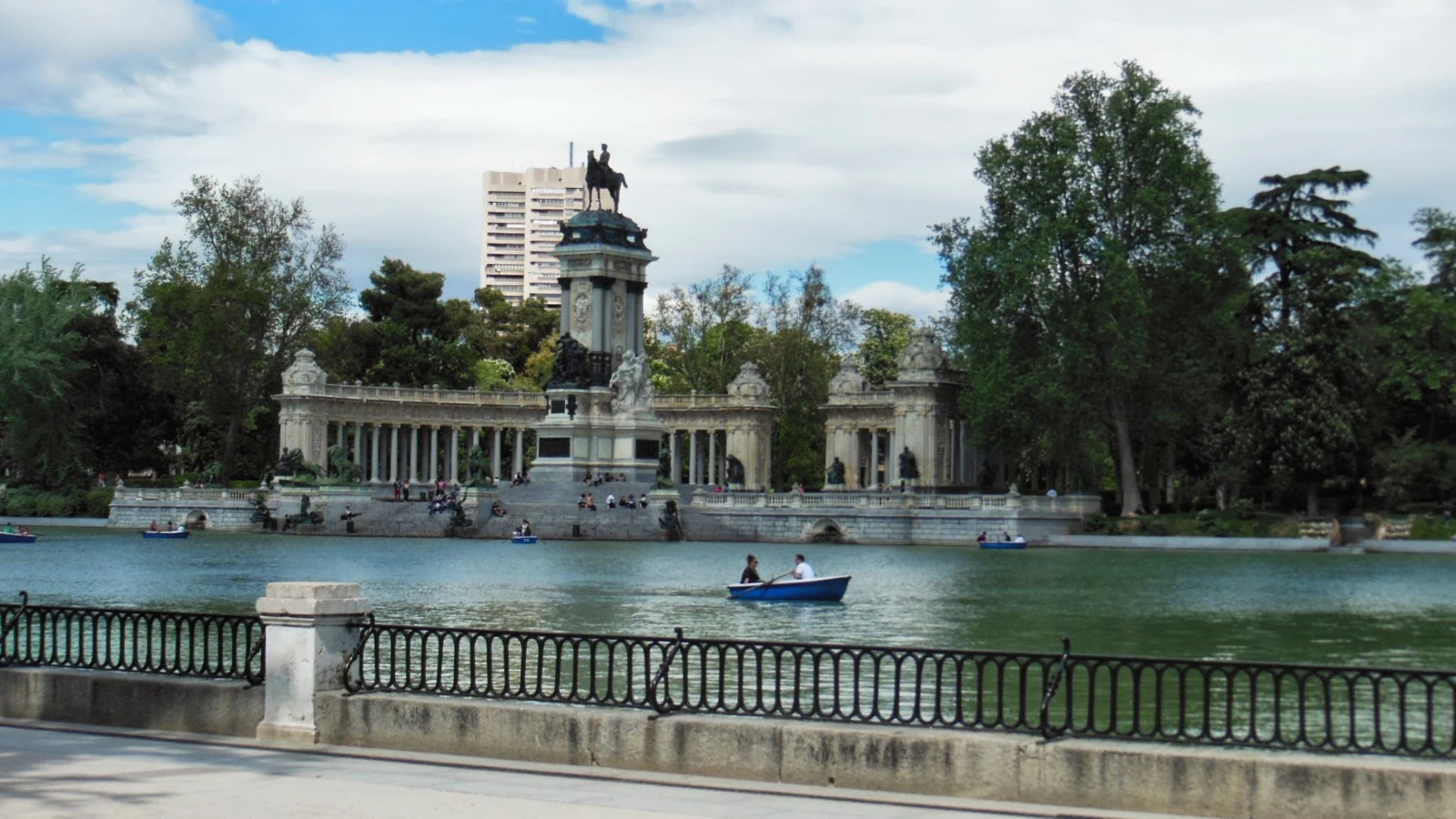 Day trips from El Retiro Park Madrid by rental vehicle to Toledo and beyond